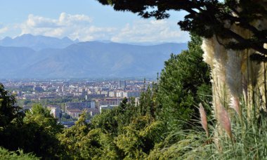 Turin, tepenin görünümünden. 