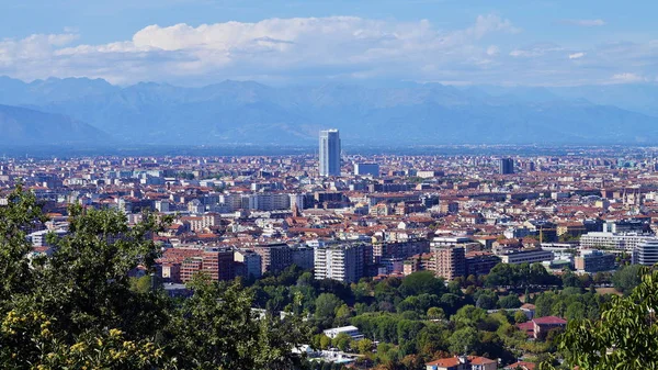 Turin, tepenin görünümünden. 