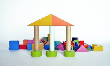 Çocuk oyun için ahşap konstrüksiyonlar