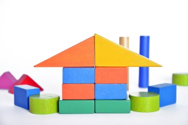 Çocuk oyun için ahşap konstrüksiyonlar