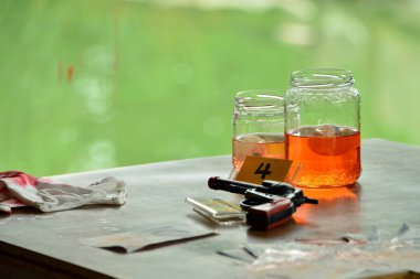 hayaletler ve zombi Cadılar Bayramı gecesi için hazırlamak 