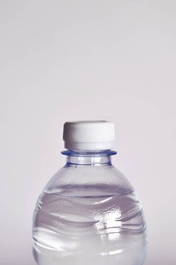  bir şişe maden suyu. portre