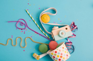 Parti düz yatıyordu 