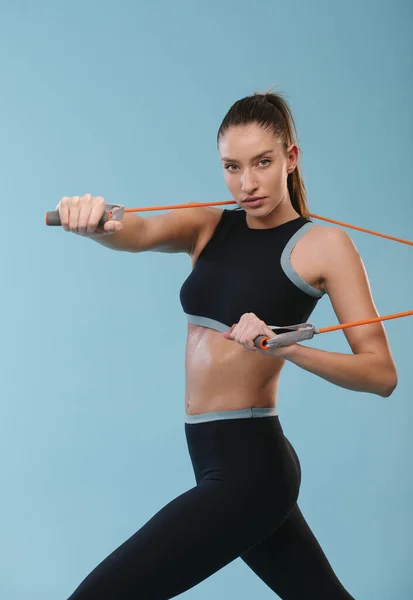 Joven Mujer Deportiva Estudio —  Fotos de Stock