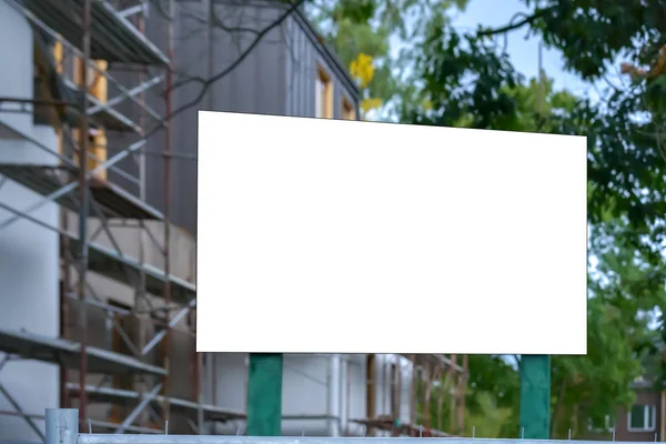 Schild teken op bouwplaats model-up — Stockfoto