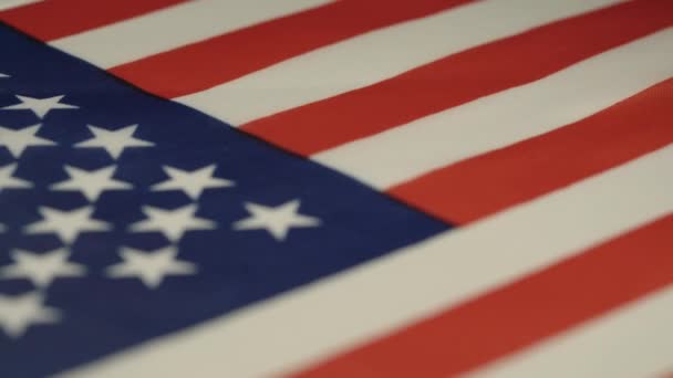 Symbol amerických států s hvězdami na modrém pozadí — Stock video