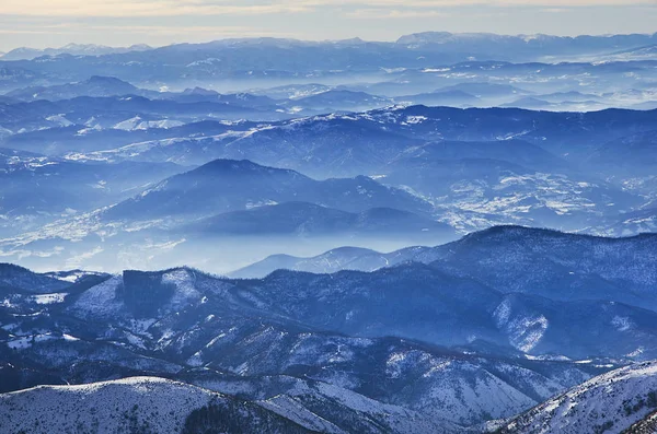 Kış dağ manzara, Dağı Milli Parkı Kopaonik, Sırbistan