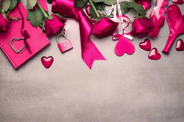 Roze Valentijnsdag Grens Met Groet Decoratie Gereedschap Rozen Hart Lussen — Stockfoto