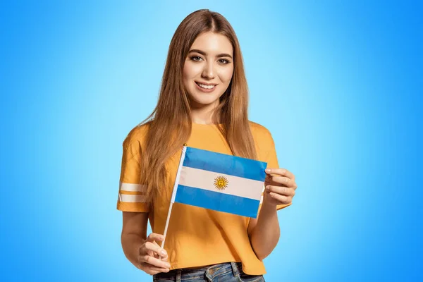Beautiful Young Woman Holds Her Hands Flag Argentina Exchange Student — Stock Photo, Image