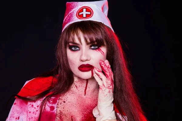 Krásná Sexy Žena Upír Ošetřovatelka Celá Krve Potůčkem Krve Tváři — Stock fotografie