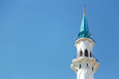 Kul-Sharif - Tataristan ve Kazan Cumhuriyeti 'nin ana camisi. Kubbe, en yüksek nokta..