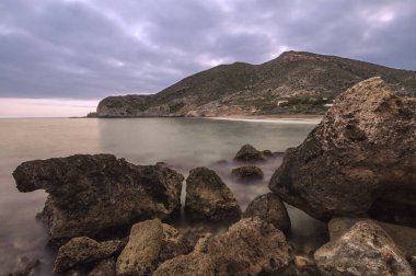 Almerya 'daki Lead Beach' in genel manzarası