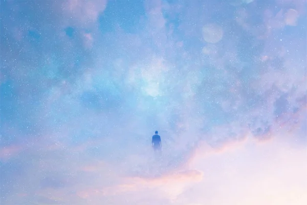 Uma Dupla Exposição Homem Flutuar Nas Nuvens Estrelas Com Sonho — Fotografia de Stock