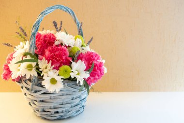 Dianthus çiçekleri, karanfil pembe buket