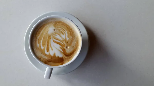 Pemandangan Atas Kopi Lezat Atas Meja — Stok Foto