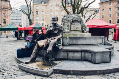Brüksel, Belçika: Brüksel'deki eski şehir gün zaman, Şubat 2012 yaklaşık Belçika küçük sokakları.