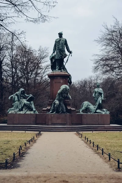 BERLINO, GERMANIA - CIRCA FEBBRAIO 2012: monumento a Berlino durante il giorno, Germania circa febbraio 2012 . — Foto Stock