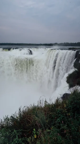 Iguazu Falls Argentina Circa Septembro 2019 Cachoeira Garganta Diabo Parque — Fotografia de Stock