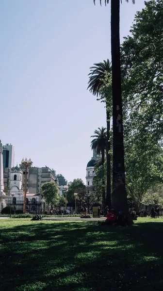 ブエノスアイレス アルゼンチン Circa 10月2019 晴れた春の日にブエノスアイレスのマヨール広場とロサダ広場 — ストック写真