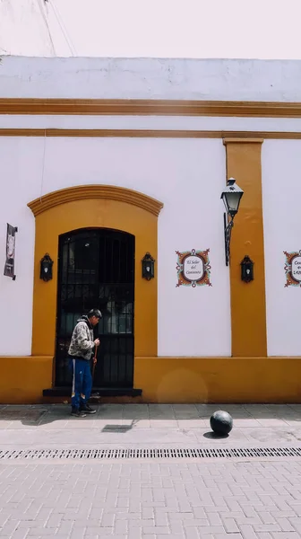 Salta Argentinien Circa November 2019 Menschen Gehen Einem Sonnigen Tag — Stockfoto