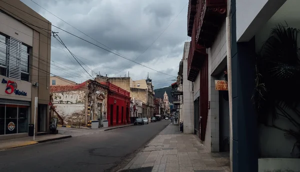 Salta Argentina Circa Novembro 2019 Rua Com Antigos Edifícios Coloniais — Fotografia de Stock