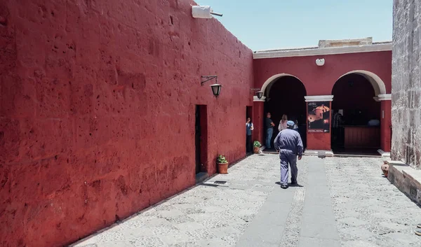 Arequipa Peru Circa November 2019 Внутрішній Двір Музею Брукованою Підлогою — стокове фото