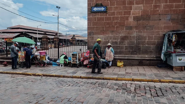 Куско Перу Кирка Ноябрь 2019 Люди Уличные Торговцы Булыжной Небольшой — стоковое фото