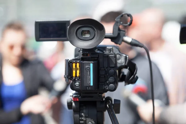 TV rozhovor. Tiskové konference. — Stock fotografie