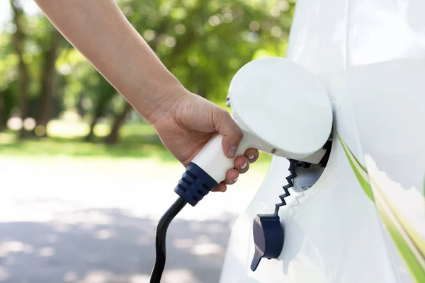 Electric car charging — Stock Photo, Image