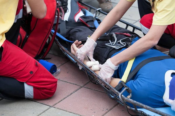 Szczegóły szkolenia pierwszej pomocy — Zdjęcie stockowe