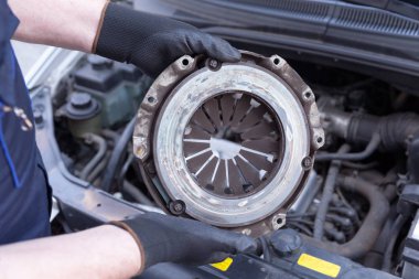 Debriyaj sepeti değiştirme