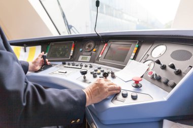 Demiryolu mühendis. Tren sürücüsü.