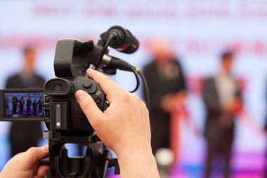 Bir medya olay bir video kamera ile çekim