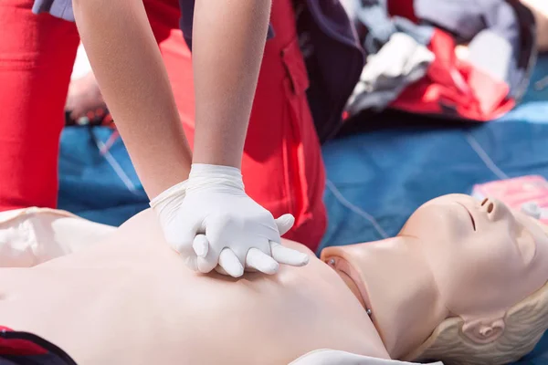 Cours Premiers Soins Réanimation Cardiopulmonaire — Photo