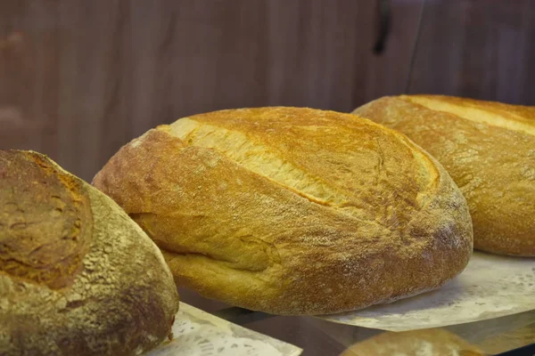 Natural homemade bread. Wheat Bread from the oven. — Stock Photo, Image