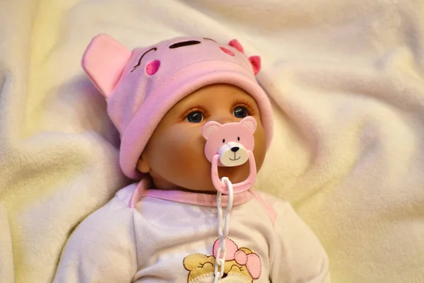 Potret boneka lucu sebagai seorang anak — Stok Foto