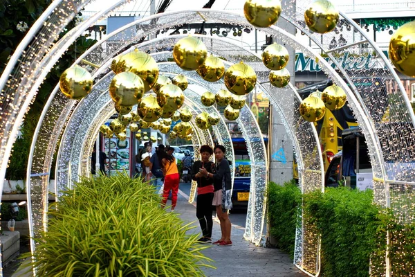 Street decoration for the new year. — Stock Photo, Image