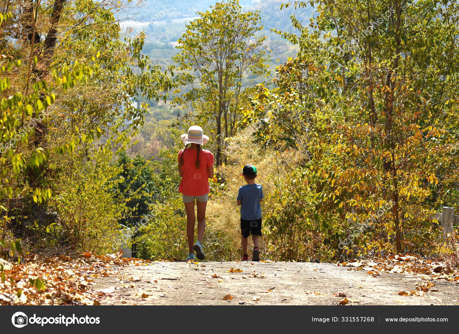 Go For A Walk Kids Child Go For A Walk In The Park Kids Go Walk