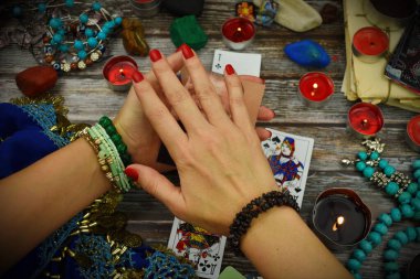 Read the future with Tarot cards. Ouija magic session
