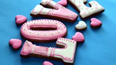 kalp şeklinde zencefilli kurabiye