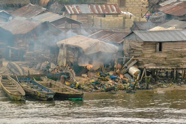 Město Nigérii Ukazuje Špatnou Životní Úroveň — Stock fotografie