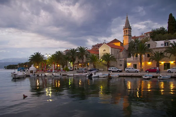 Village Splitska en la isla Brac en Croacia —  Fotos de Stock