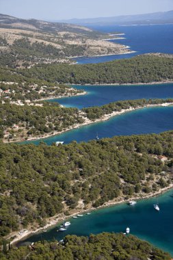 Mavi ve yeşil çizgili