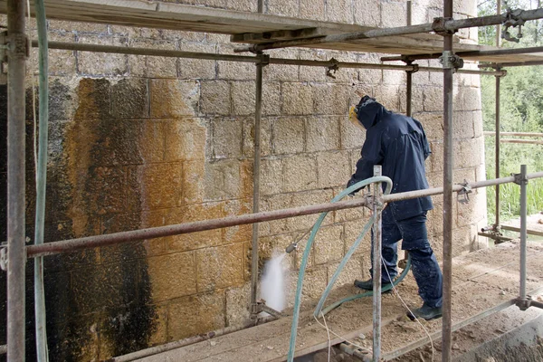 Renovation of old stone bridge — Stock Photo, Image