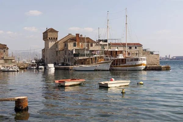 Castel en el mar — Foto de Stock