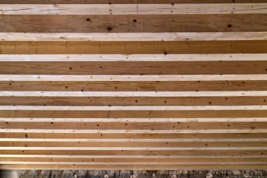 Yeniden eski ev Dubrovnik, Hırvatistan mahvetti. Eli ayağı tutmaz kat değiştirme ve yeni kiriş ve ahşap tavan.