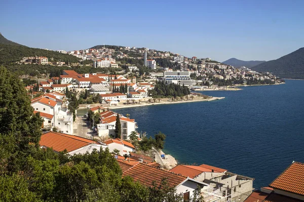 Kasaba Neum Bosna ve Hersek'te Malostonski Bay Adriyatik Denizi üzerinde