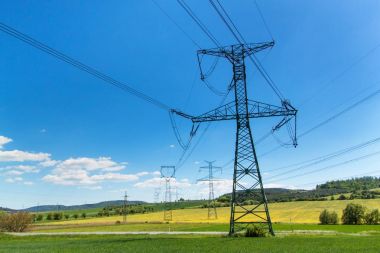 Çek peyzaj yüksek gerilim şartını. Elektrik Dağıtım.