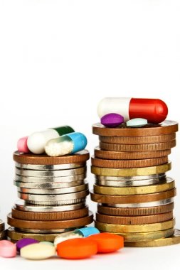 Yeni ilaçların finansman. İlaçlar çek ve Euro para ile farklı türleri. Kanser tedavisi için Finans.