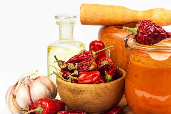 Fresh made Chili Sauce. Red peppers marinated with chilli and garlic. Sale of spices. Food ingredients. — Stock Photo, Image